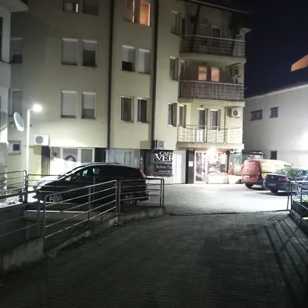 Mladenovic Center, Free Parking&wifi * Vranje