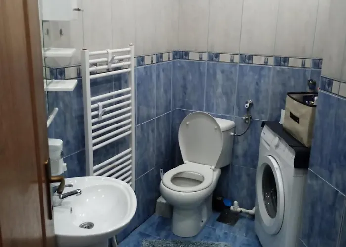 Mladenovic Center, Free Parking&wifi Апартаменты